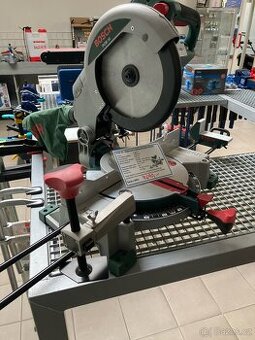 Pokosová pila Bosch