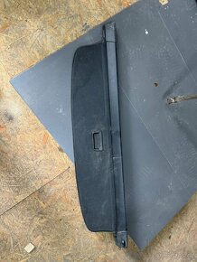 VW Passat B6 roleta kufru a síť