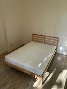 140 x 200 IKEA HYLLESTAD Jako nový matrace na prodej