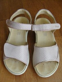 Dívčí letní sandálky Primigi, vel.35