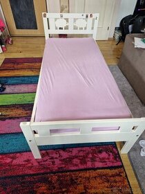 Dětská postel IKEA + matrace s chráničem