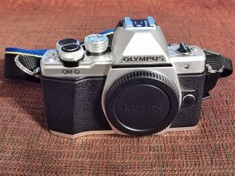 Olympus OM-D M10 II