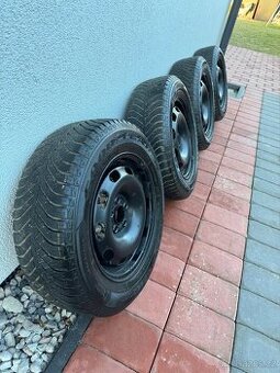Zimní kompletní sada na Octavii 5x100