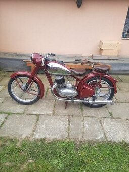 Jawa pérák 250 - 1
