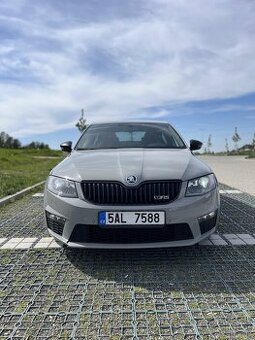 ŠKODA OCTAVIA III RS