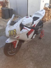 Honda cbr600rr okruhovka