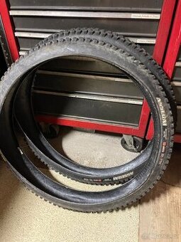 Pláště Maxxis - 1