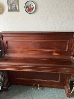 Piano Ant. Petrof