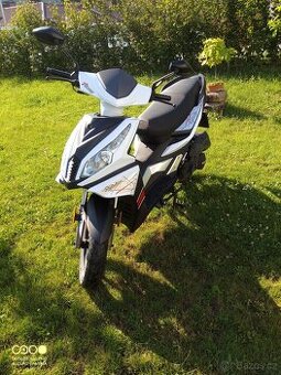 Skútr Maxon Ardour 125ccm