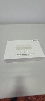 UV sterilizátor Samsung s funkcí bezdrátového nabíjení