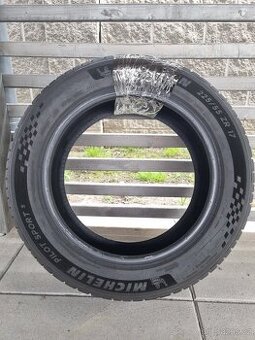 4x Michelin Pilot Sport 5 225/55 R17