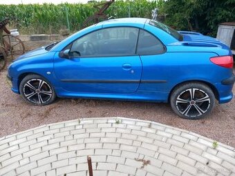 Peugeot 206- NA NAHRADNI DILY