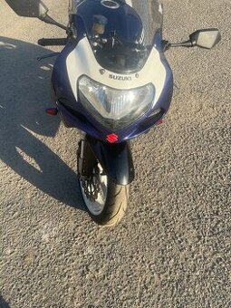 Suzuki GSX R 750 - 1