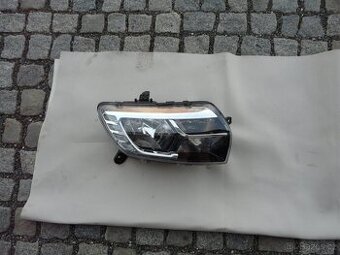 DACIA LOGAN SANDERO II PŘEDNÍ PRAVÝ SVĚTLO