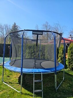 Trampolína 366