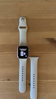 Hodinky zn. Apple Watch SE