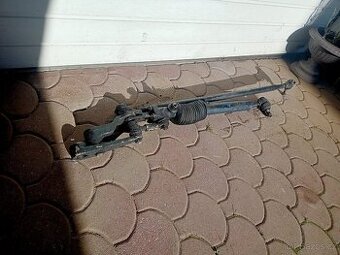 Prodám posilovač řízení na zetor