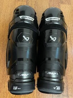 Bauer Supreme M5 Pro SR 15” / 38 cm – chrániče holení