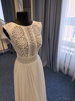 Svatebni saty velikost 36