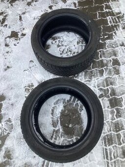 Prodám zimní pneu 275 / 40 R 19 continental 2x
