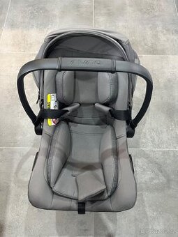 Vajíčko nuna pipa next