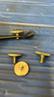 Prodám šroubky na vzduchovku a jiné zbraně