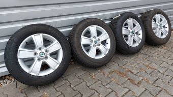 Alu kola 5x112 r15  originál Škoda Octavia II zimní pneu