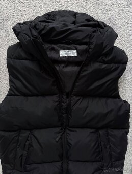 Zateplená chlapecká vesta HM, vel. 170