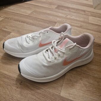 Dámské / Dívčí botasky