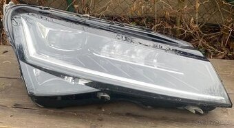 Pravé přední světlo Škoda Superb 3 facelift