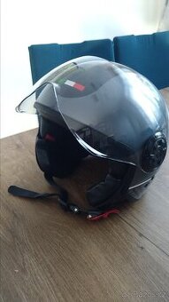 Helma na skútr, motorku