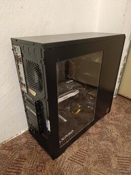 Stolní PC s grafikou 2 gb