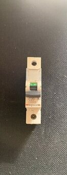 ✅ Jistič Legrand C20 / 1-pól / 10kA