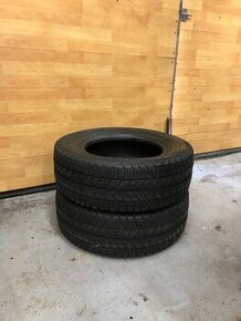 Zimní pneu 235/65/16c