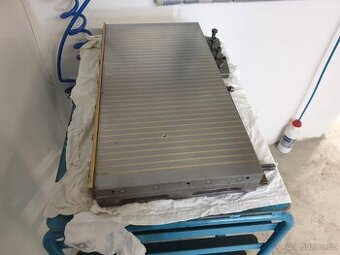 Permanentní magnet 300 x 600 mm