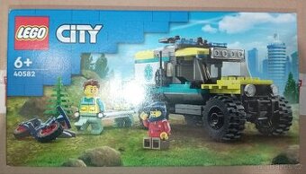 Lego City 40582 Terénní sanitka 4x4