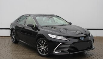Toyota Camry hybrid 2023/3 leasing