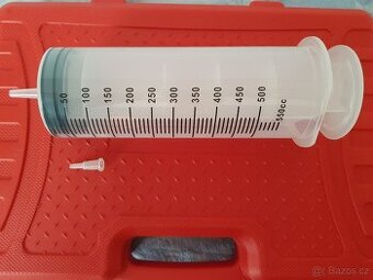 Injekční stříkačka maxi 550 ml