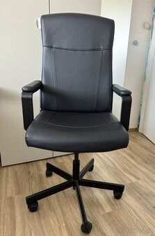 Otočná židle IKEA MILLBERGET