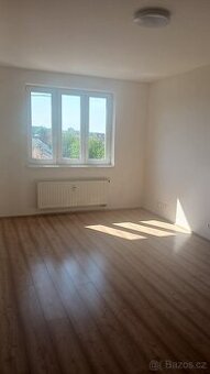 1+1 Karáskovo náměstí v Brně - Židenicích
