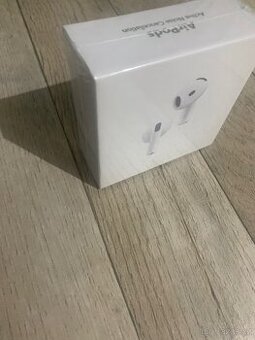 Apple AirPods 4