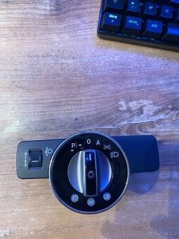 PREPÍNAČ SPÍNAČE SVETEL MERCEDES W204 A2045451804