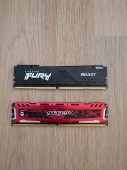 2x DDR4 8GB RAM paměti