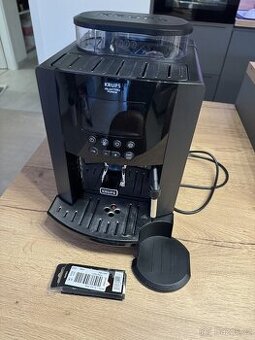 Kávovar KRUPS EA819N10 Arabica Latte