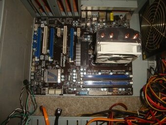 ASRock 970 Extreme 4 s procesorem Phenom II (AM3+)