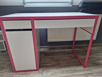 Psací stůl Ikea