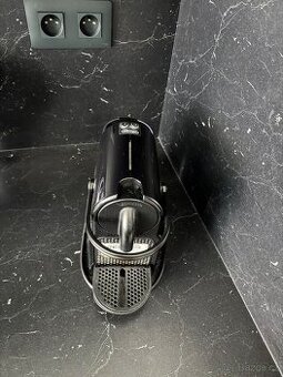 Nespresso Kávovar DeLonghi