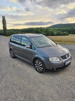 Volkswagen Touran 2.0TDI - bez nutných investic