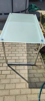 Jídelní stůl,tv stolek,nástěnná skříň IKEA