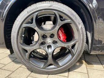 Disky 8.5j×21H2 ET 31 Alfa Romeo Stelvio